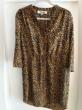 Dianne Von Furstenberg Silk Leopard Print Shirt Dtess 6 NWOT
